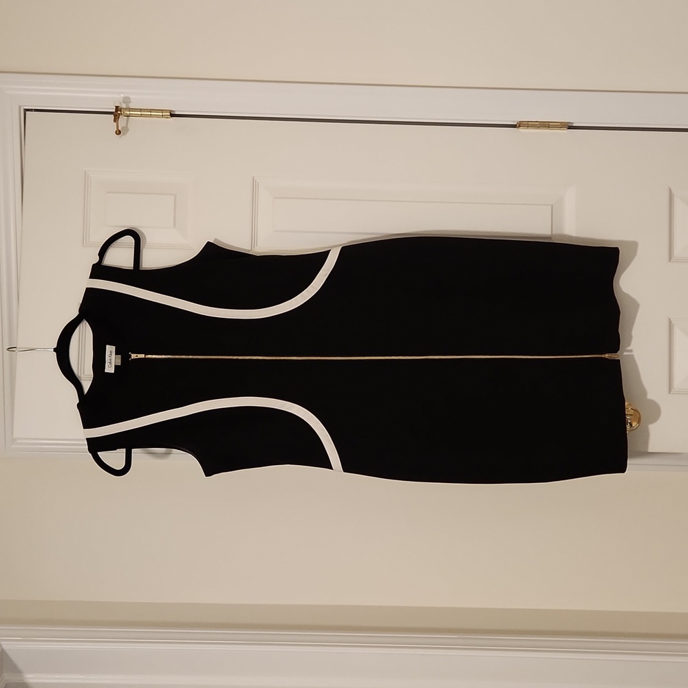 CK Black and White Dress sz 10